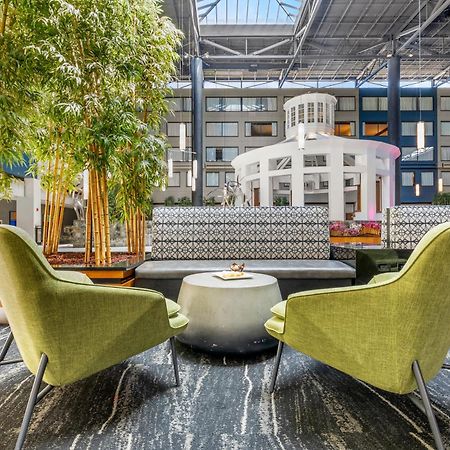 The Armon Stamford Hotel & Conference Center エクステリア 写真